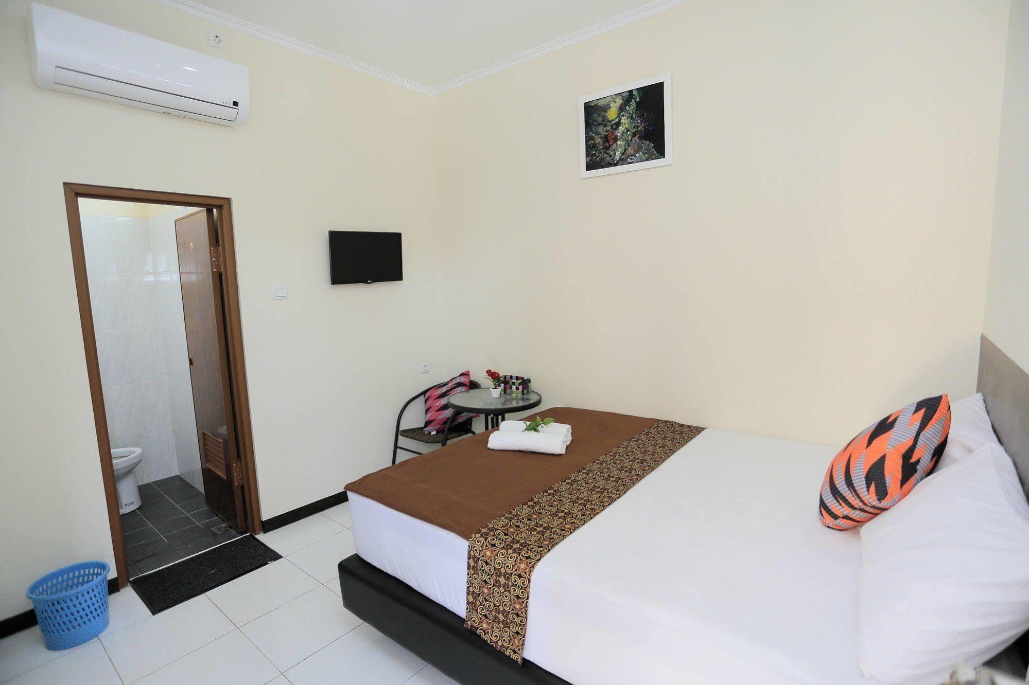 Bantal Guling Pasar Baru Hotel Bandung Buitenkant foto