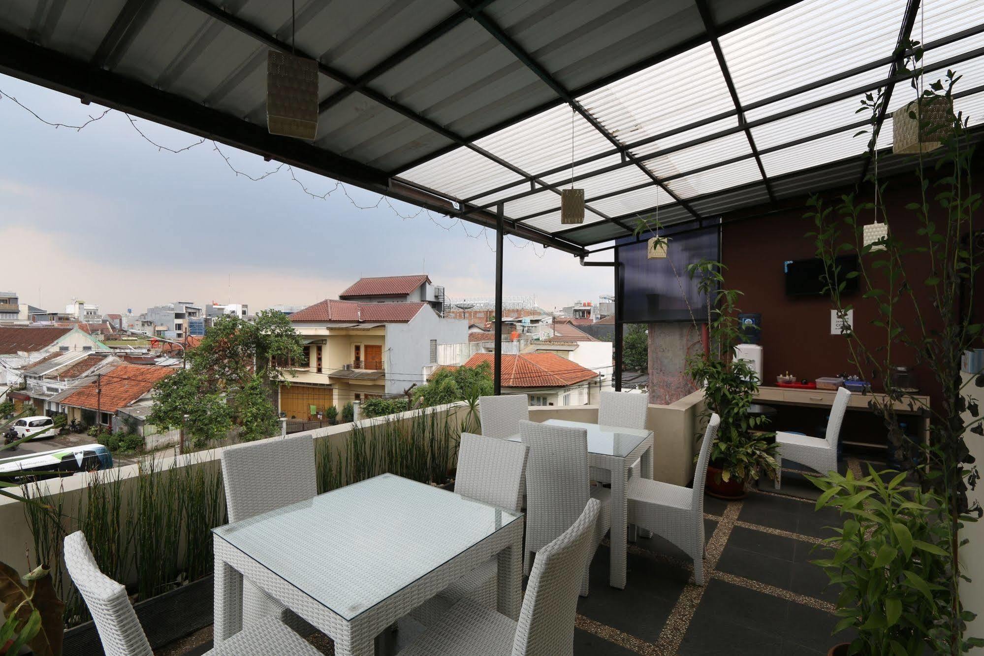 Bantal Guling Pasar Baru Hotel Bandung Buitenkant foto